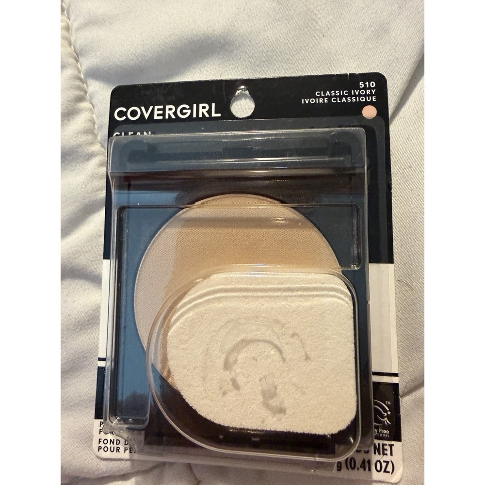 Covergirl 510 Clean Powder Foundation Classic Ivory Makeup .41oz Discontinued